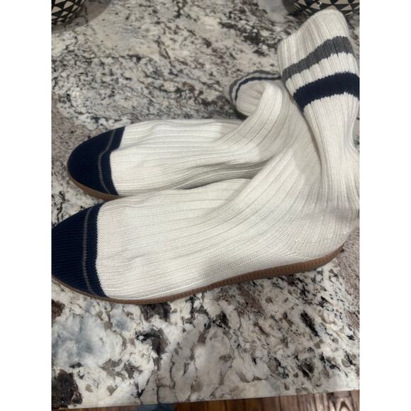 NEW Brave Pudding VARSITY STROLLS PE White Womens Sock Shoe Size 8 - Picture 6 of 8